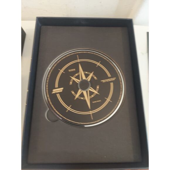 Ateez Treasure Ep.Fin All To Action CD Box Set with Photocards CD Signed Komco - Picture 3 of 12